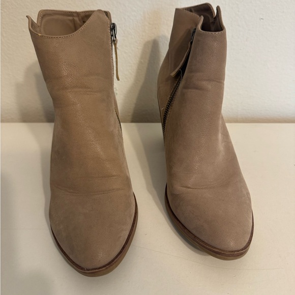 Altar’d State Ankle Boots Size 8 - Picture 5 of 10